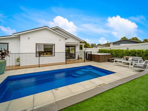 75 Brian Crescent, Stanmore Bay