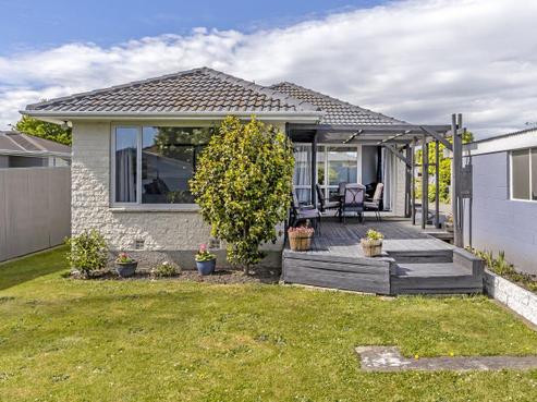 16 Waitohi Street, Hornby