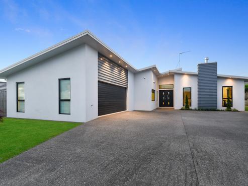 5 Helenslee Court, Flagstaff
