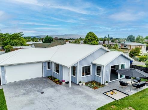 916 Southland Road, Raureka