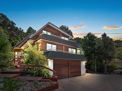 6 Dee Place, Torbay