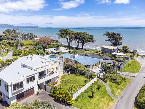 27 Tainui Street, Raumati Beach