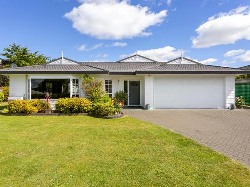 86 Birch Street, Hilltop