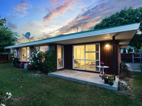 2/89 Cavendish Road, Casebrook