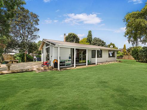 13 Kindergarten Drive, Conifer Grove