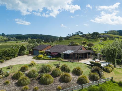 1475 State Highway 16, Waimauku