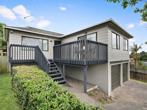 6 Loughanure Place, Massey