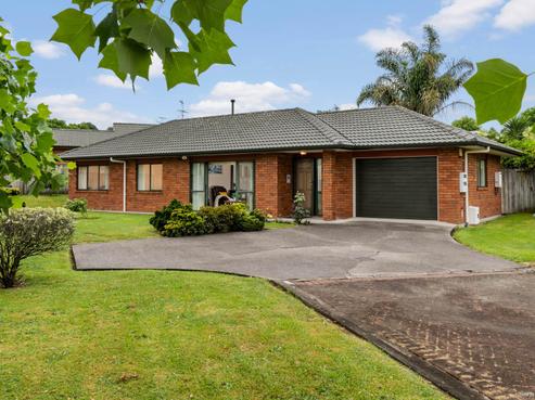 55 Carisbrook Crescent, Papakura