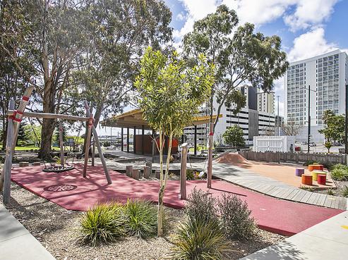 502/17 Amersham Way, Manukau