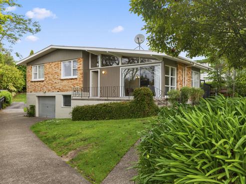 80 Otonga Road, Springfield