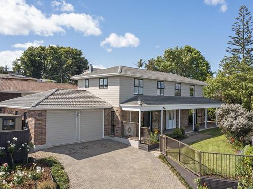 27 Lexington Drive, Botany Downs