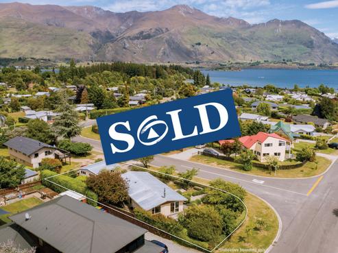 21 Hunter Crescent, Wanaka