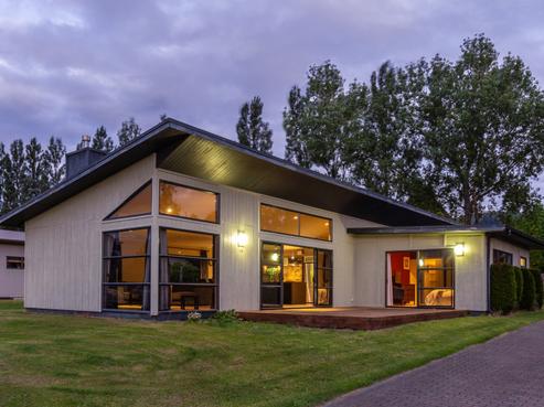 108 Kinloch Road, Kinloch