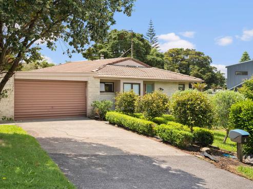 4 The Glade South, Pukekohe