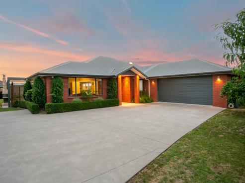 8A Rose Leigh Drive, Cambridge
