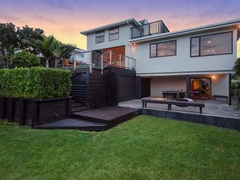 34 Seacliffe Road, Hillsborough