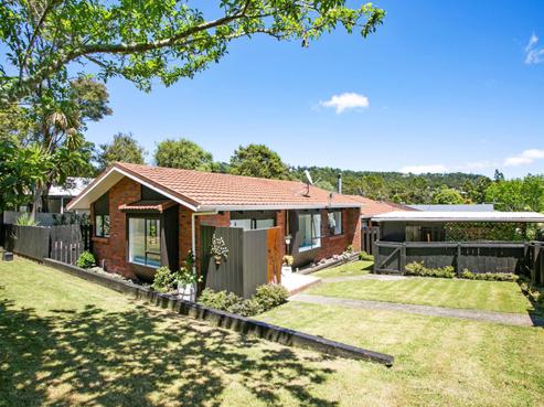 77 Konini Road, Titirangi