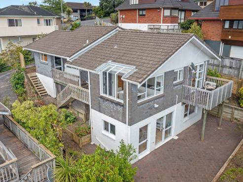 1/16 Cambric Place, Botany Downs