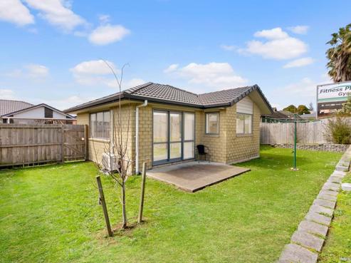 5 Totara Meadows Court, Wiri