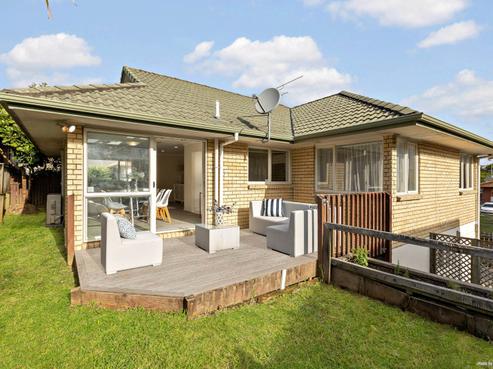 44 Edendale Road, Somerville