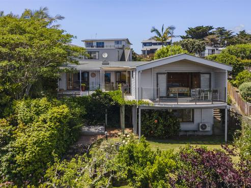 22 Kathy Terrace, Stanmore Bay
