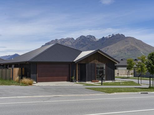 77 Jack Hanley Drive, Jacks Point