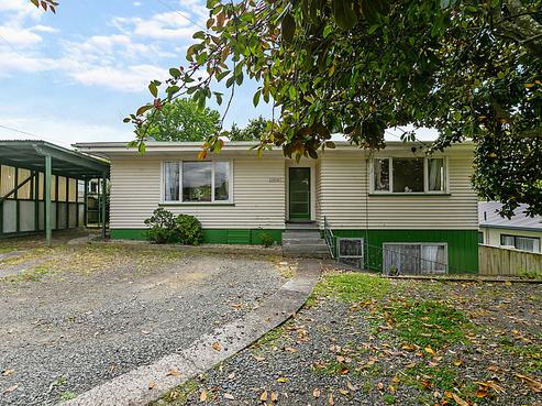 132 Triangle Road, Massey