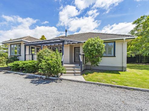 61 High Street, Southbridge