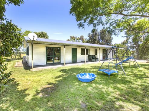 233 Tatarariki Spur Road, Te Kopuru