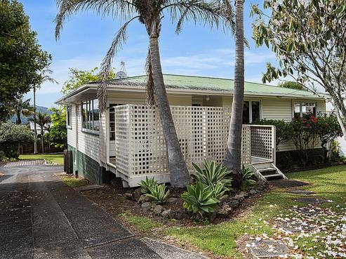 16 Hoey Street, Kamo