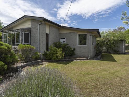 12 Theyers Street, Alexandra