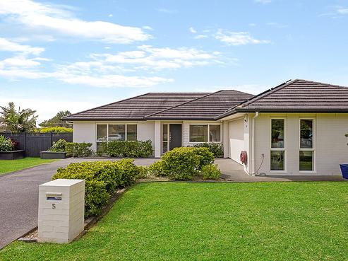 5 Pony Park Place, Beachlands