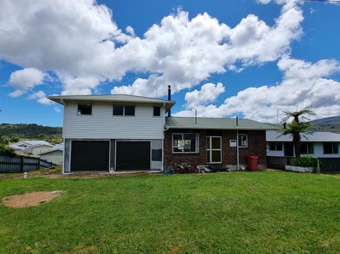67 Omapere Street, Dobson