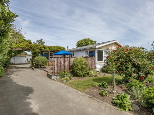 22 Holmes Street, Darfield
