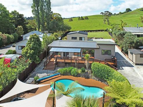 14 Opanuku Road, Henderson Valley