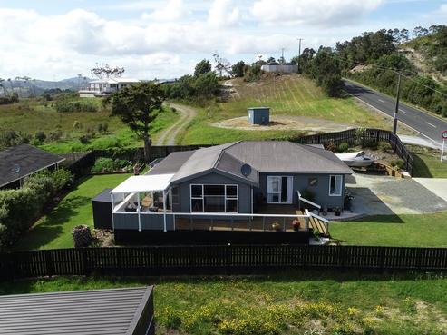 8 Turvey Road, Mangonui
