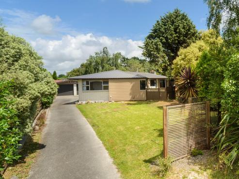 24 Kimberley Grove, Westbrook