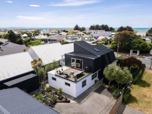 17 Larnach Street, Waimairi Beach