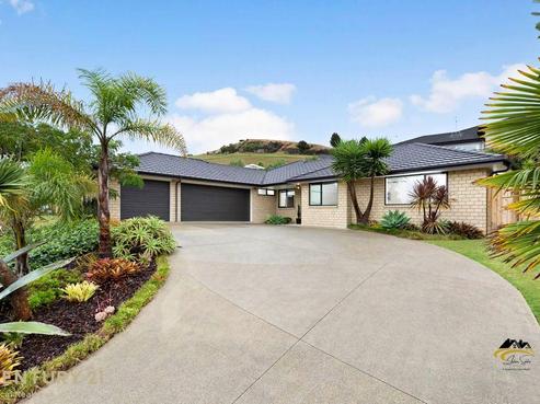 84 Reynolds Road, Pukekohe