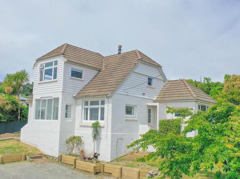 64 Bann Street, Bluff