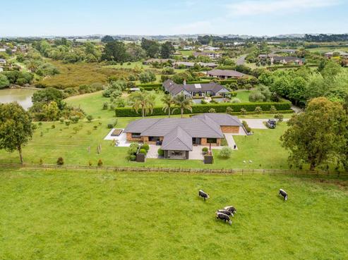 16 Millbrook Drive, Waiuku