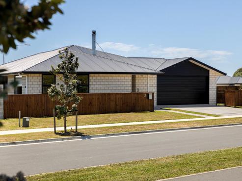 2 Kotare Drive, Coastlands