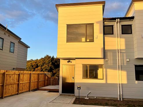 32A Poruru Close, Papakura