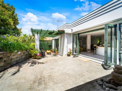 21 Gulf Harbour Drive, Gulf Harbour