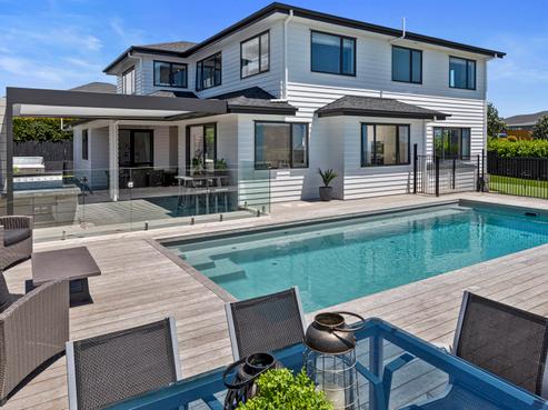 31 Pohutukawa Parade, Riverhead