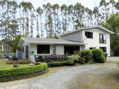 30 Golf Links Road, Kaiata