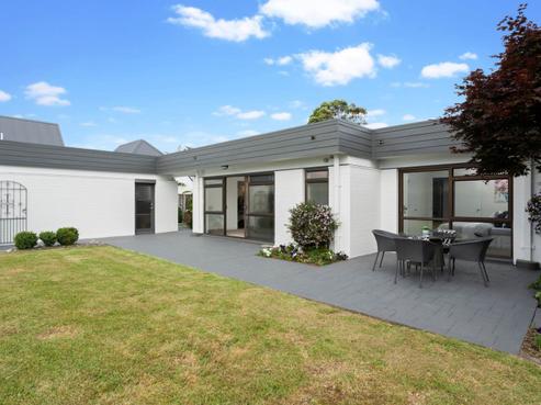 26 Kennedy Avenue, Forrest Hill