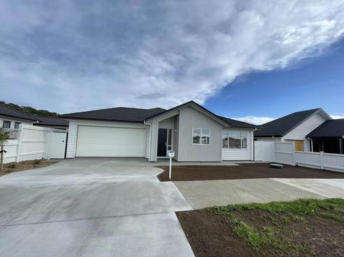9 Ora Nui Street, Wainui