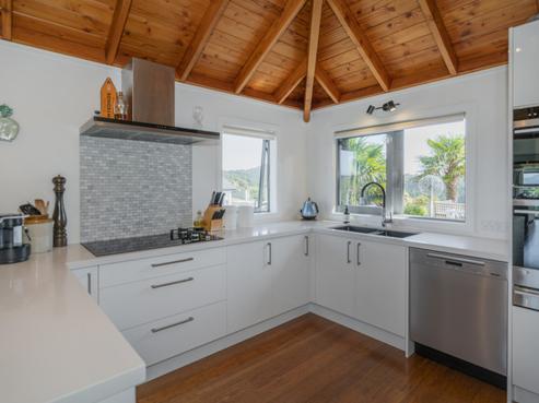 111 Centennial Drive, Whitianga