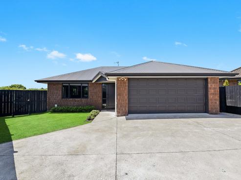 8 Beckham Close, Grandview Heights